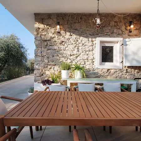 Cozy Sommavilla *