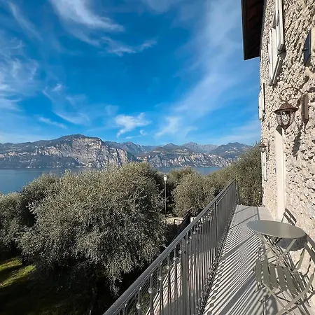 Holiday home Cozy Sommavilla Brenzone sul Garda